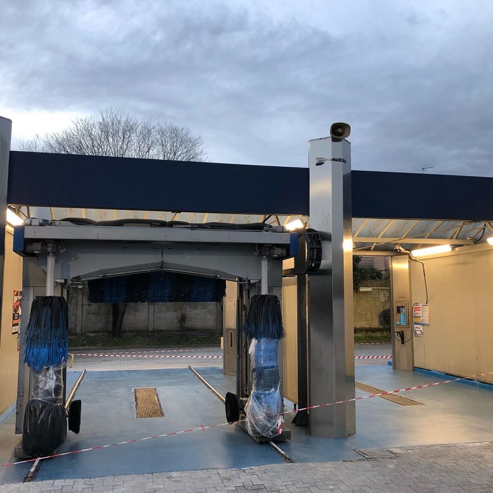 Progetto autolavaggio Assago - RealeResine